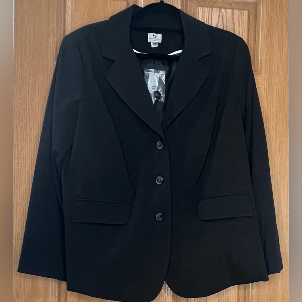 Elegant Black Women's Blazer